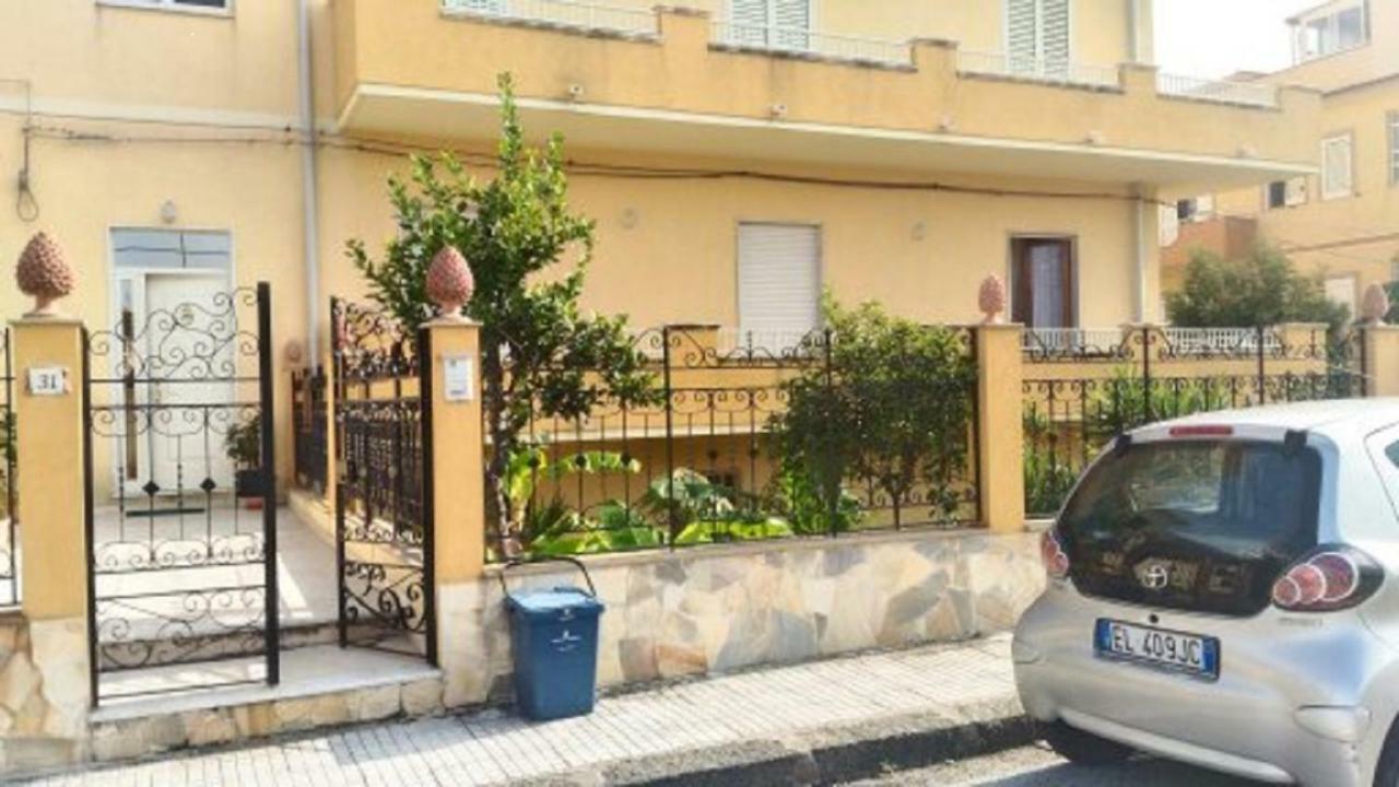 Relax Due Passi Dal Mare Apartment Спадафора Екстериор снимка