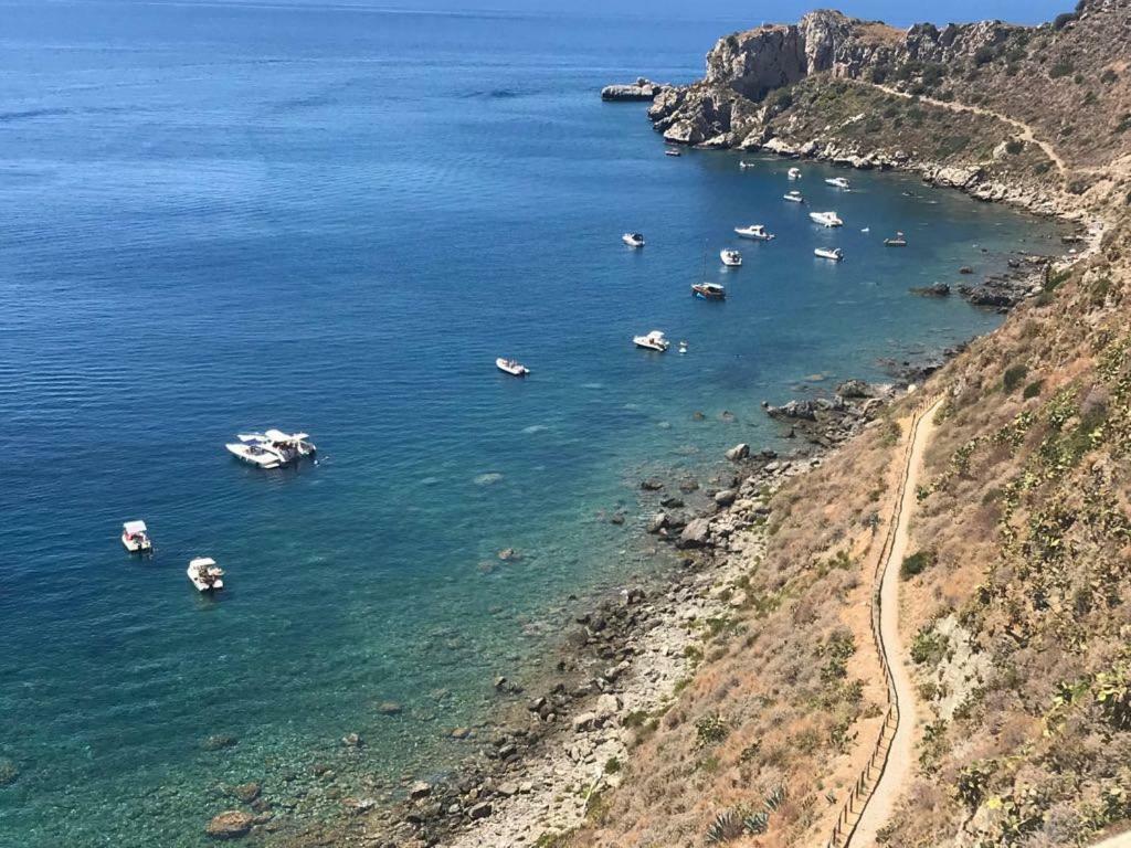 Relax Due Passi Dal Mare Apartment Спадафора Екстериор снимка
